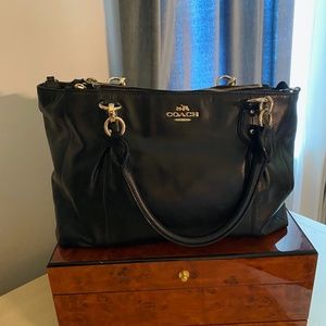 COACH Classic BLACK Leather Crossbody F36366